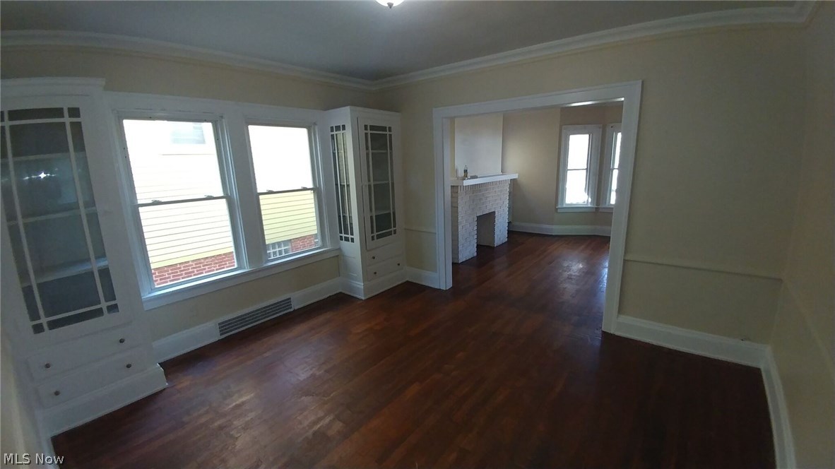 1619 Hillcrest Road Cleveland, OH 44118 - Photo 12 of 29 Gallery Image 12