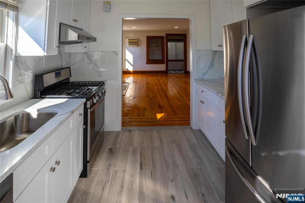 31 Spring Valley Avenue, Unit WHOLE HOUSE Paramus, NJ 07652 - Photo 11 of 31