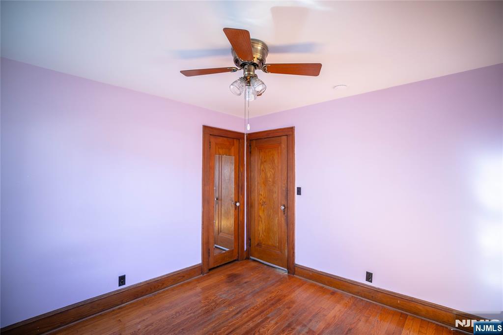 31 Spring Valley Avenue, Unit WHOLE HOUSE Paramus, NJ 07652 - Photo 18 of 31