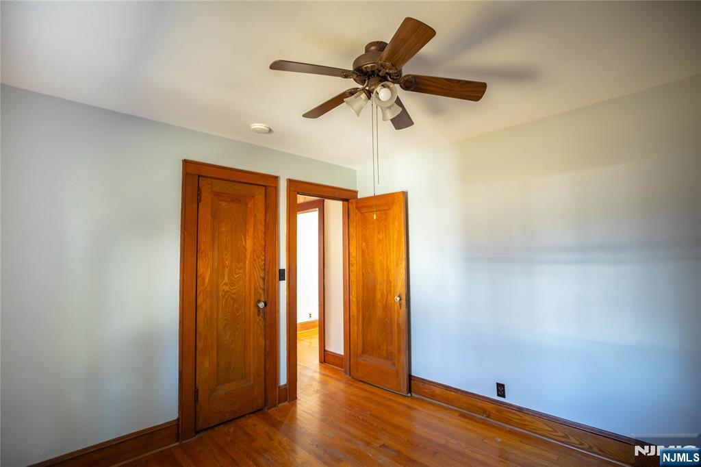 31 Spring Valley Avenue, Unit WHOLE HOUSE Paramus, NJ 07652 - Photo 22 of 31