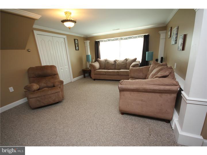 17 Ashwood Road Hamilton, NJ 08610 - Photo 2 of 21 Gallery Image 2