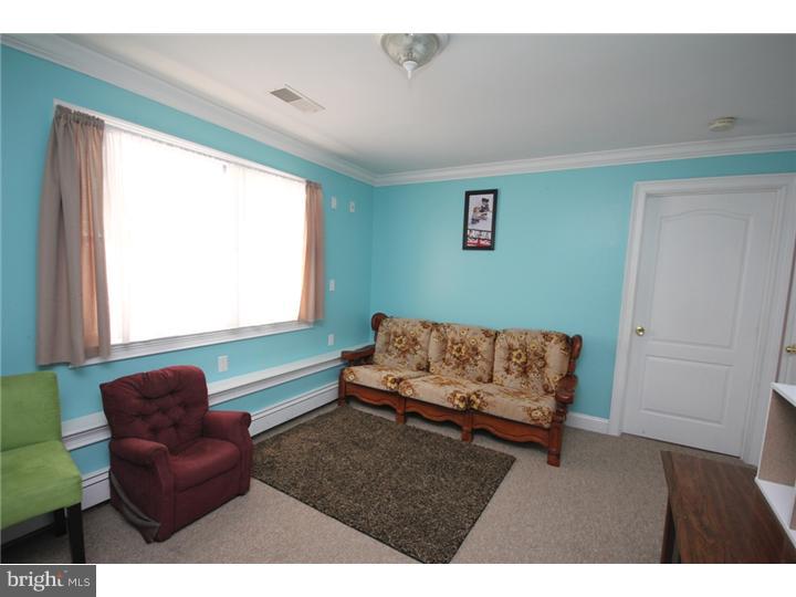 17 Ashwood Road Hamilton, NJ 08610 - Photo 12 of 21 Gallery Image 12