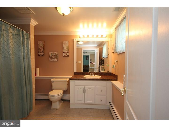 17 Ashwood Road Hamilton, NJ 08610 - Photo 18 of 21 Gallery Image 18