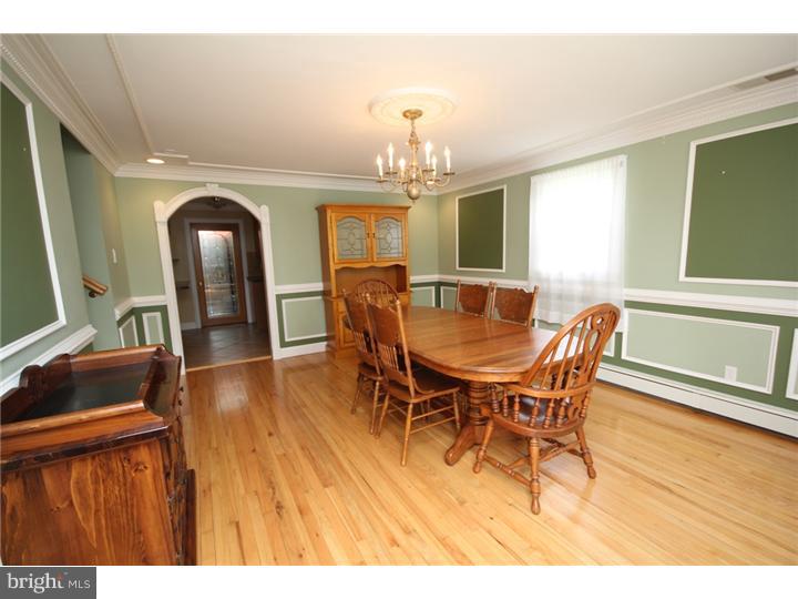 17 Ashwood Road Hamilton, NJ 08610 - Photo 3 of 21 Gallery Image 3