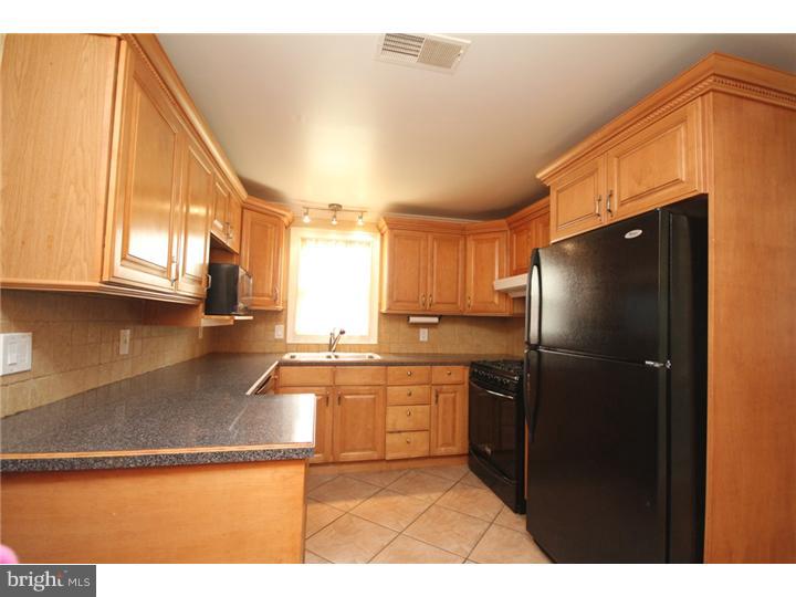 17 Ashwood Road Hamilton, NJ 08610 - Photo 5 of 21 Gallery Image 5