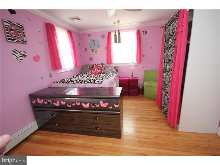 17 Ashwood Road Hamilton, NJ 08610 - Photo 9 of 21 Gallery Image 9