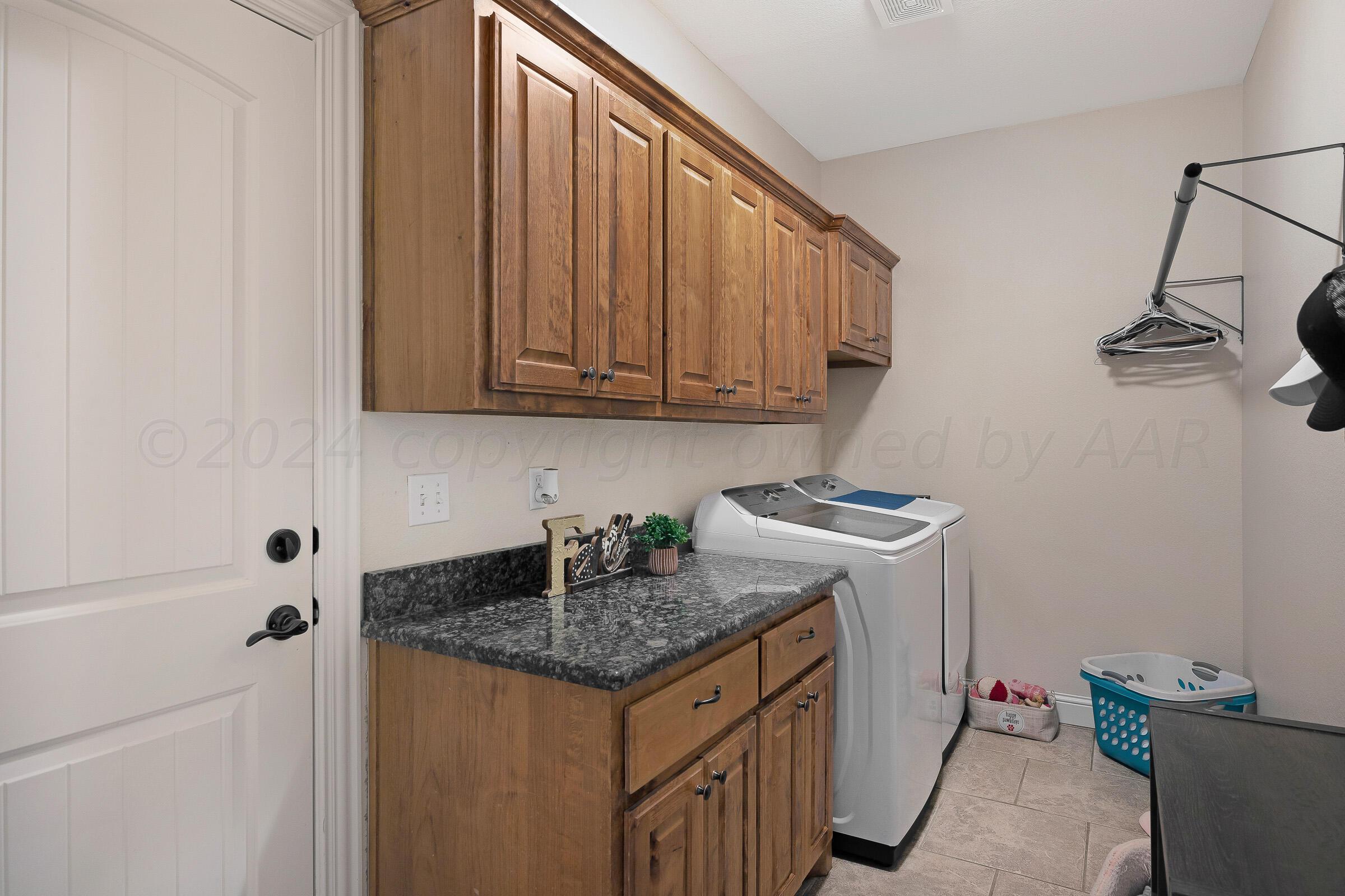 16721 Hope Road Canyon, TX 79015 - Photo 14 of 33 028_Utility Room