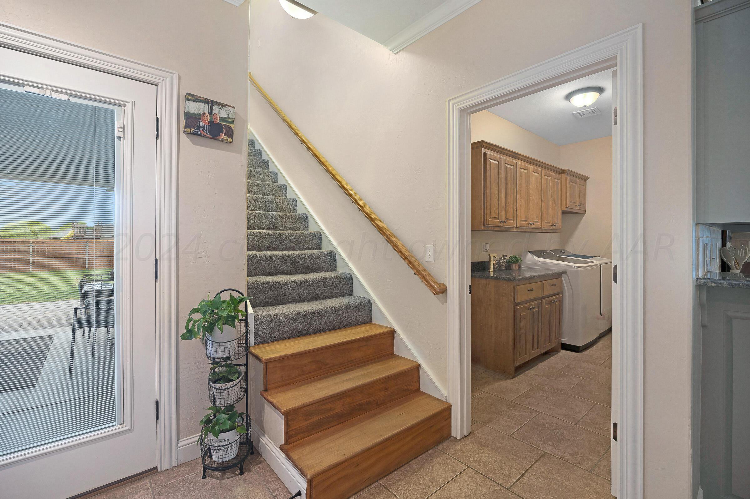 16721 Hope Road Canyon, TX 79015 - Photo 24 of 33 024_Stairway