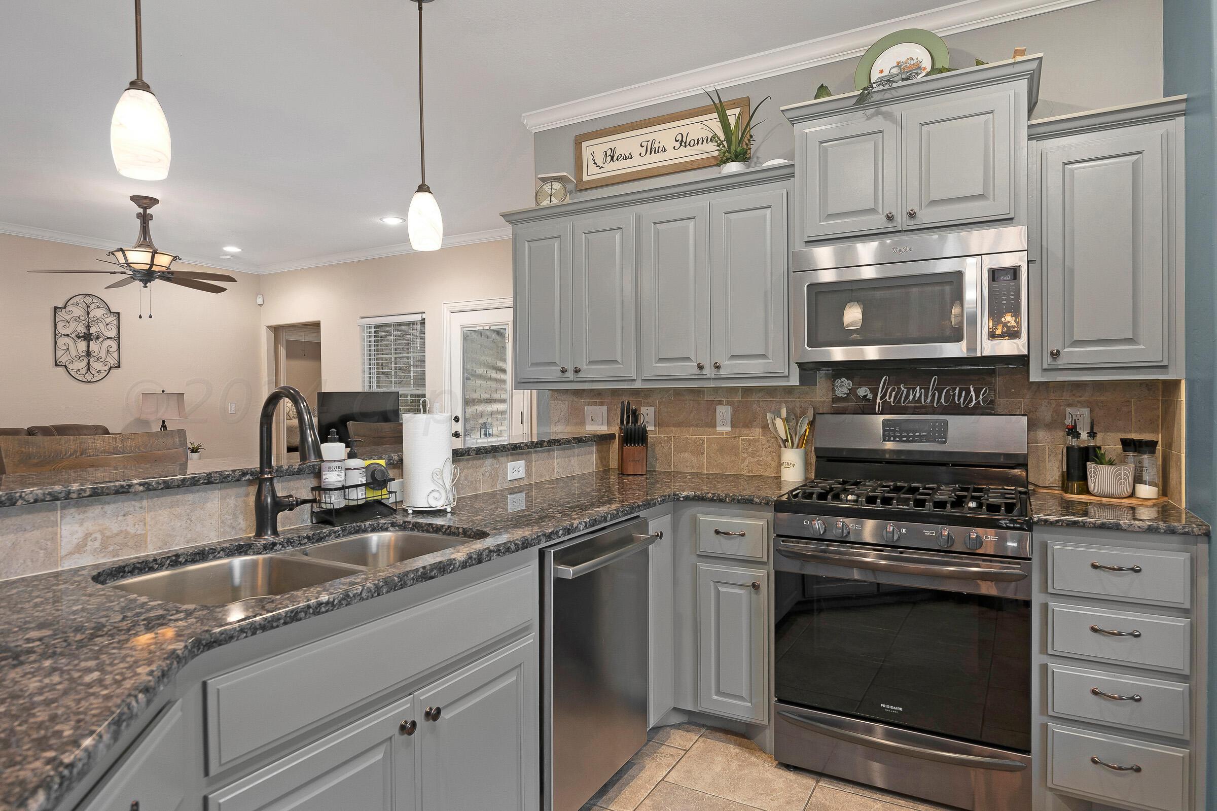 16721 Hope Road Canyon, TX 79015 - Photo 7 of 33 011_Kitchen 4