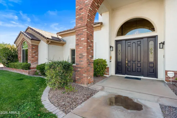 a view of entryway with staircase