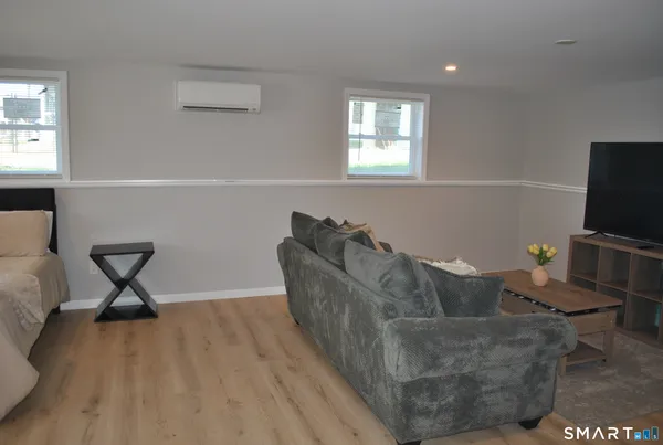$3,500 | 3 Bostwick Place, New Milford, CT 06776