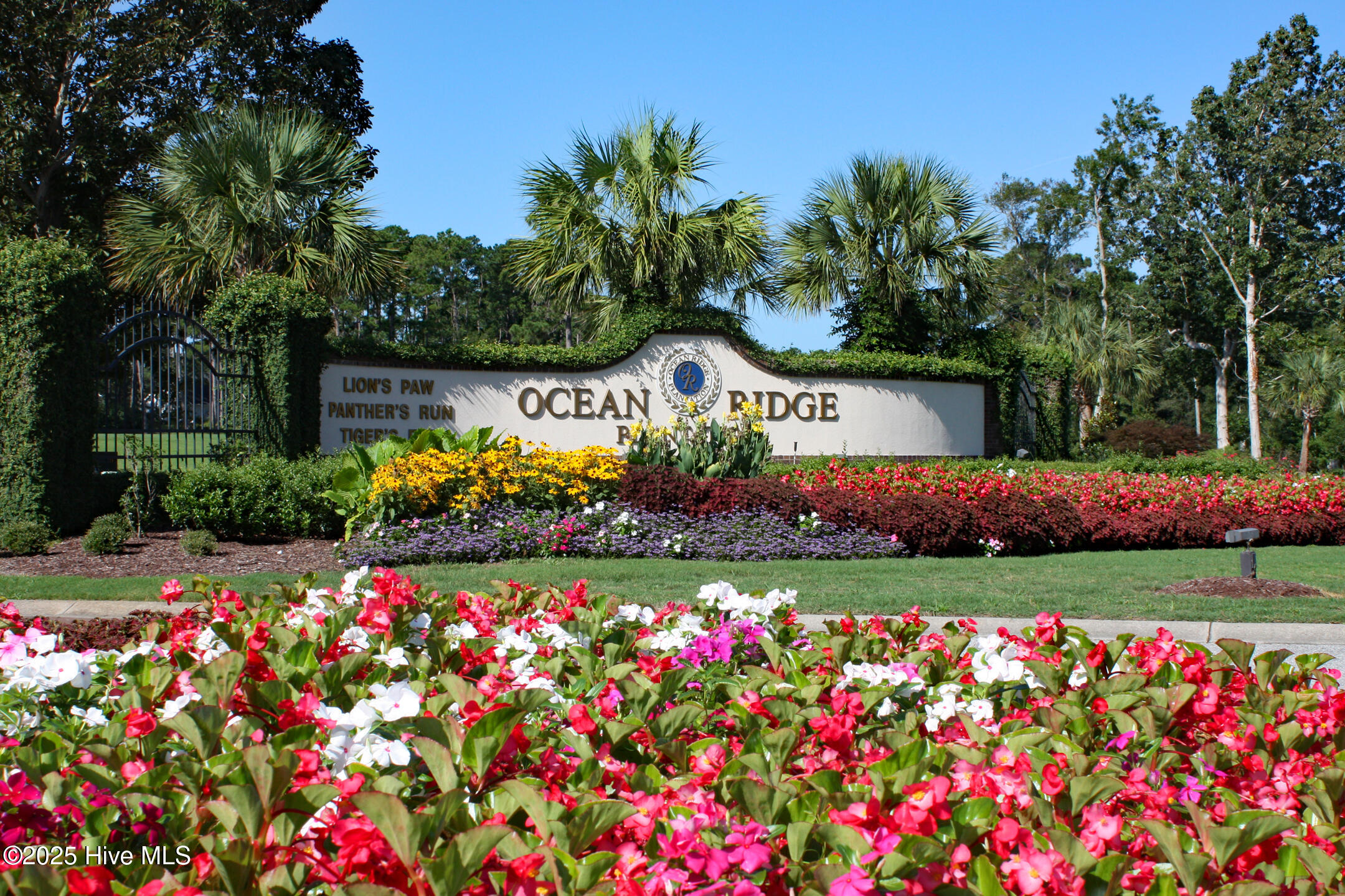 6452 Kirkwall Point Southwest Ocean Isle Beach, NC 28469 - Photo 7 of 20 3A Ocean Ridge Entrance