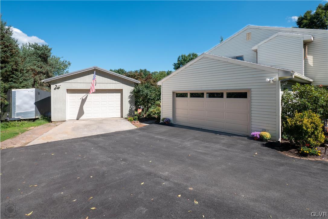 245 Deer Run Road Kutztown, PA 19530 - Photo 4 of 44 Gallery Image 4