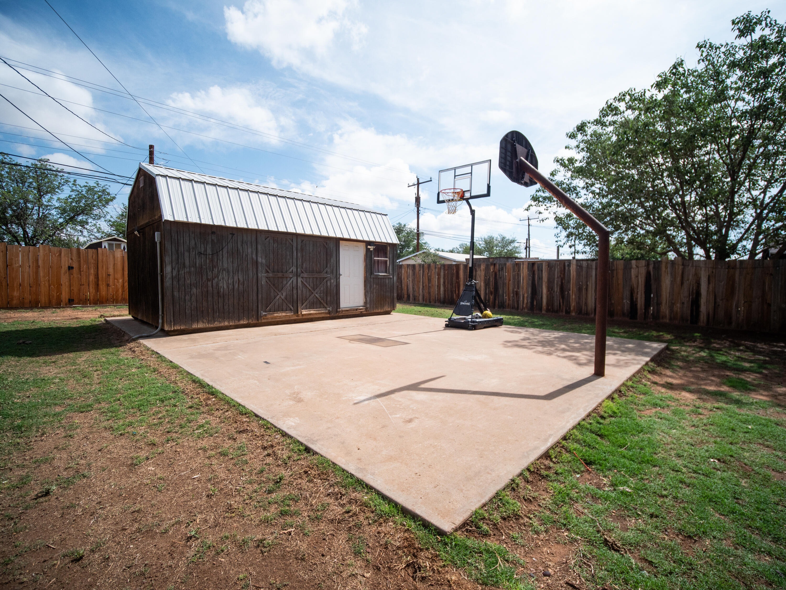810 West 14th Street Post, TX 79356 - Photo 28 of 31 Back Yard/Storage