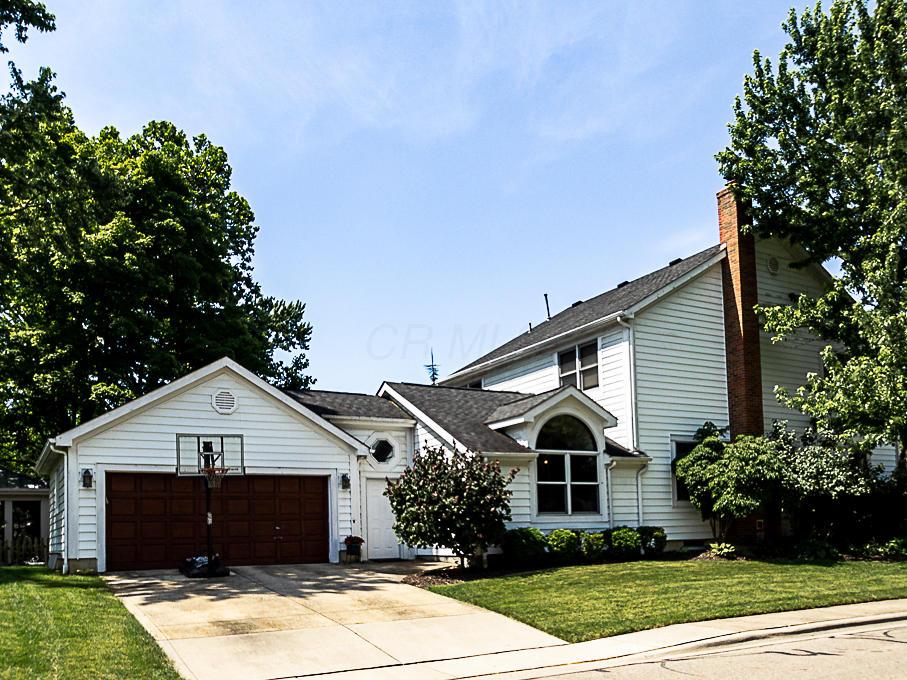 2676 Chester Road Columbus, OH 43221 - Photo 2 of 28