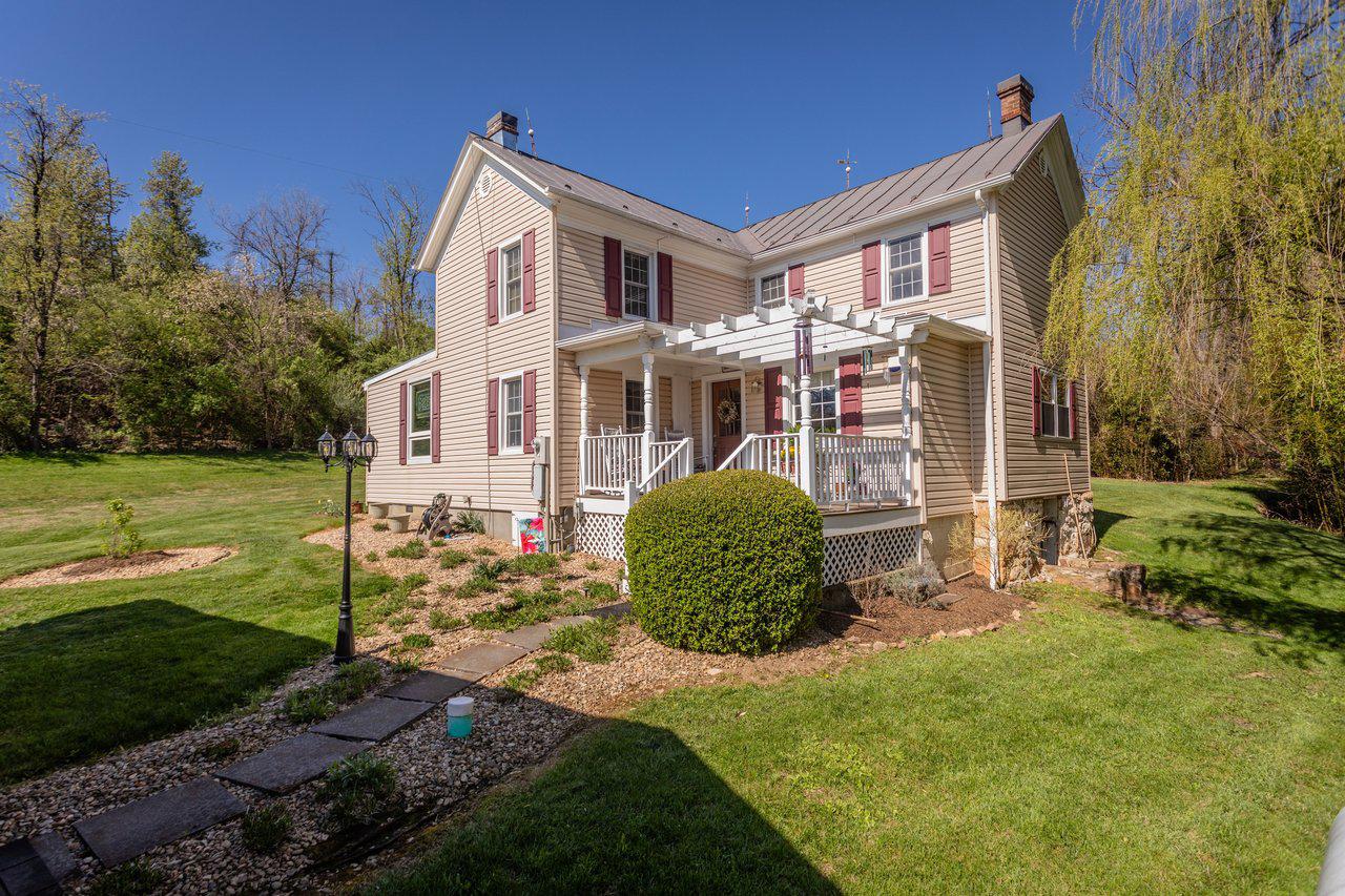 Welcome to 143 Scheffer Gap Road in Maurertown, VA