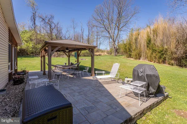 a view of outdoor space yard deck and patio