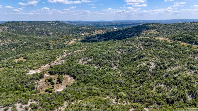 $2,750,000 | 305 Spanish Pass Road, Boerne, TX 78006