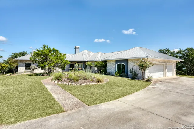 $2,750,000 | 305 Spanish Pass Road, Boerne, TX 78006
