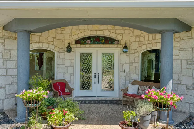 $2,750,000 | 305 Spanish Pass Road, Boerne, TX 78006