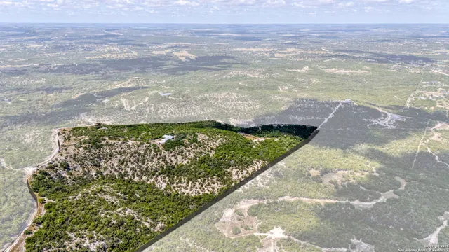 $2,750,000 | 305 Spanish Pass Road, Boerne, TX 78006