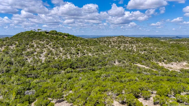 $2,750,000 | 305 Spanish Pass Road, Boerne, TX 78006