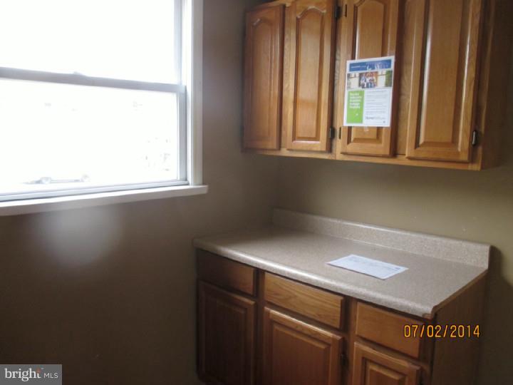 7289 Guilford Road Upper Darby, PA 19082 - Photo 7 of 11