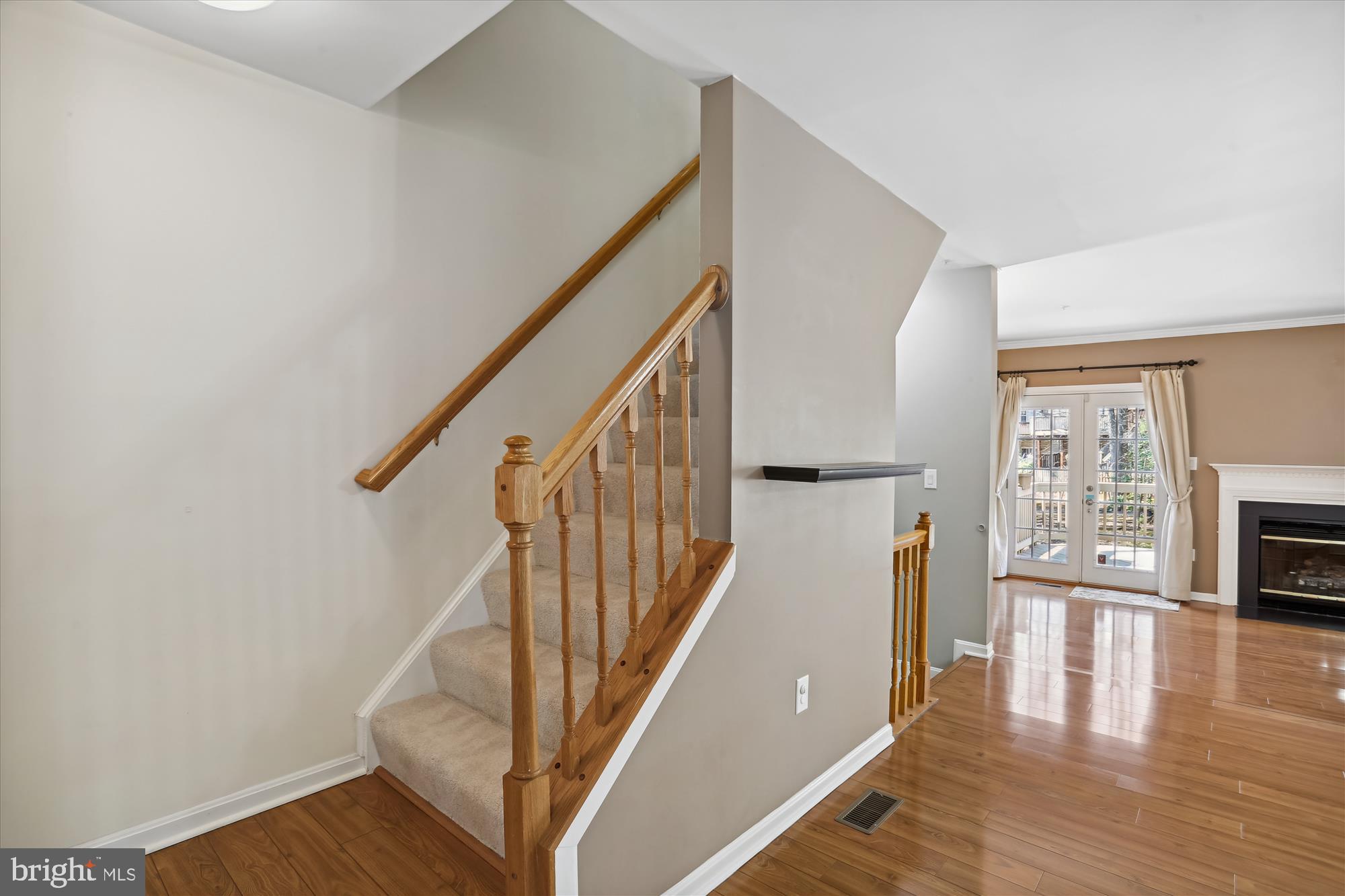 18535 Clovercrest Circle Olney, MD 20832 - Photo 28 of 91 Stairs