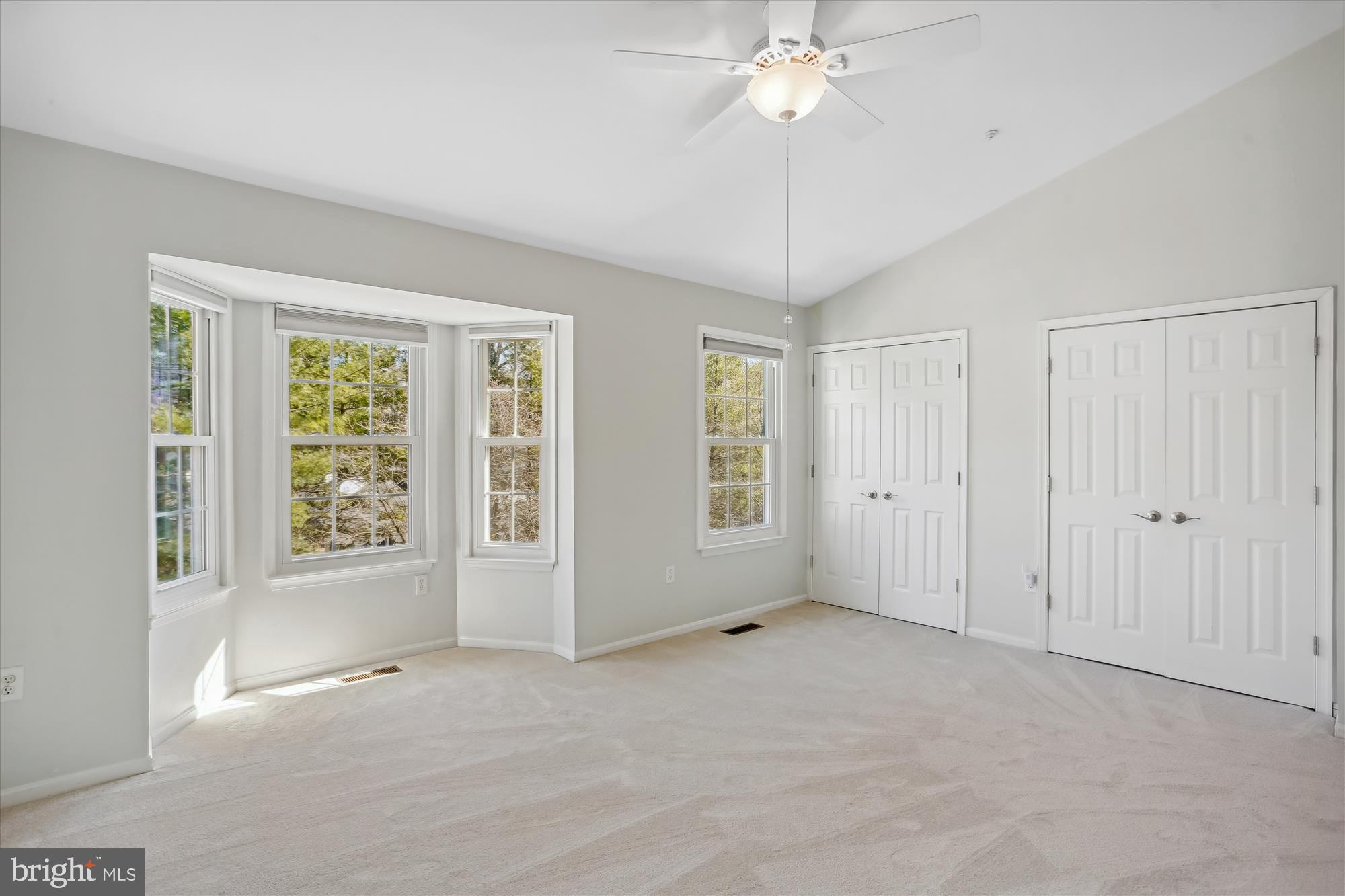 18535 Clovercrest Circle Olney, MD 20832 - Photo 30 of 91 Primary Bedroom