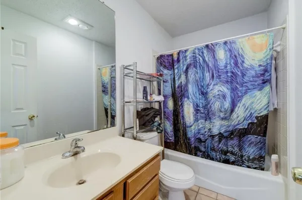 $1,800 | 2409 Leon Street, Unit 102, Austin, TX 78705