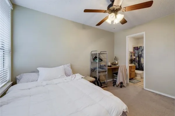 $1,800 | 2409 Leon Street, Unit 102, Austin, TX 78705