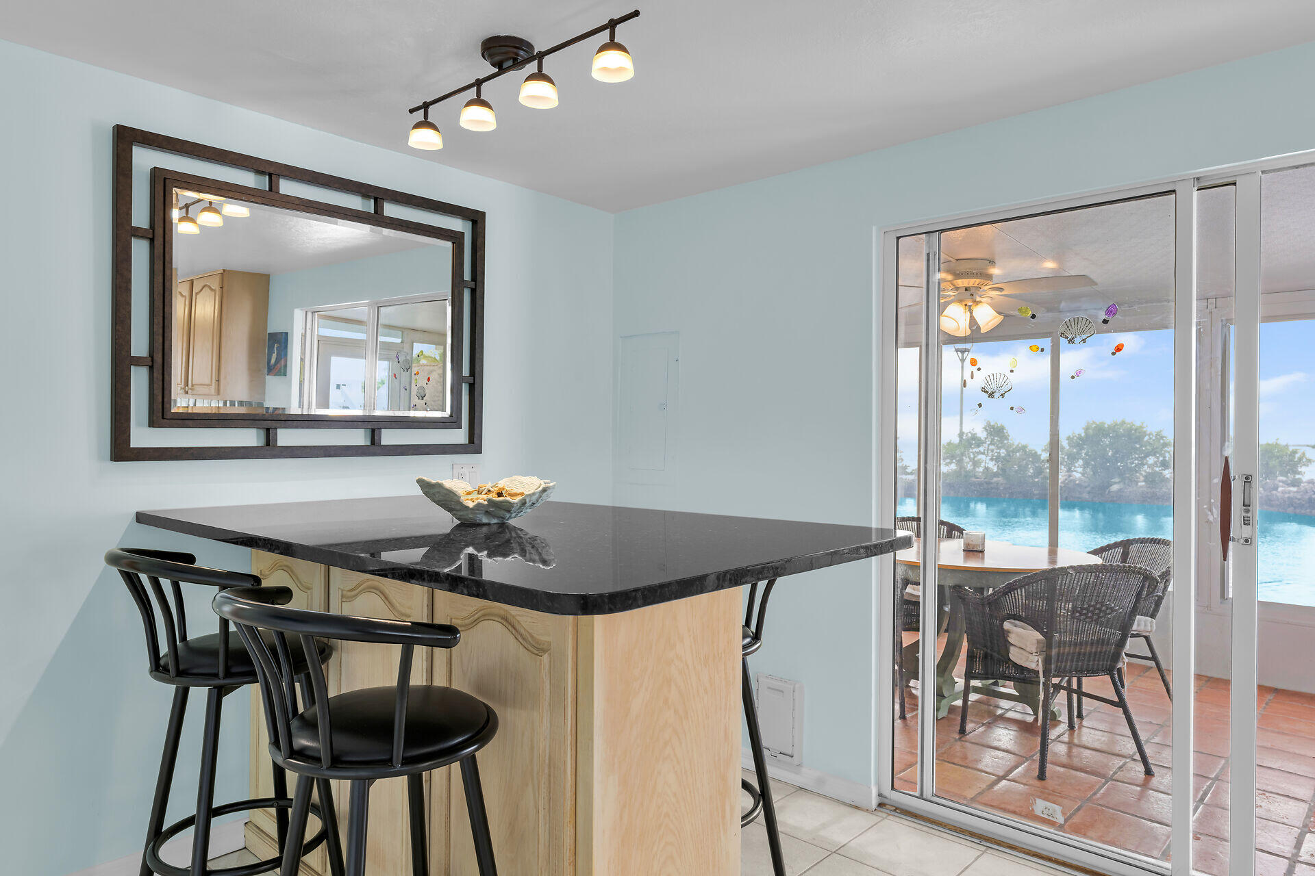 76 Ocean Drive Key Largo, FL 33037 - Photo 15 of 59 Breakfast Nook