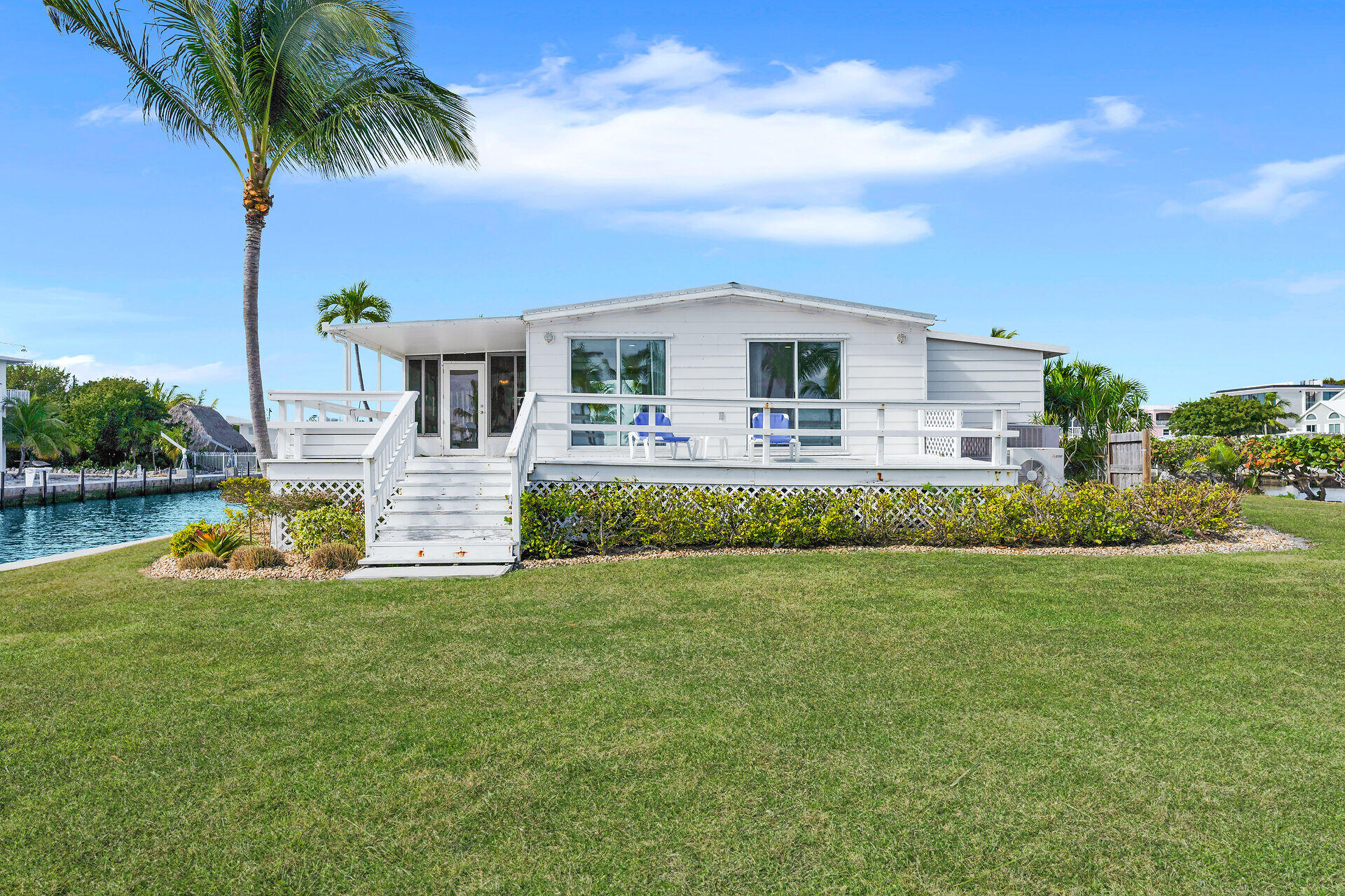 76 Ocean Drive Key Largo, FL 33037 - Photo 43 of 59 Back of home