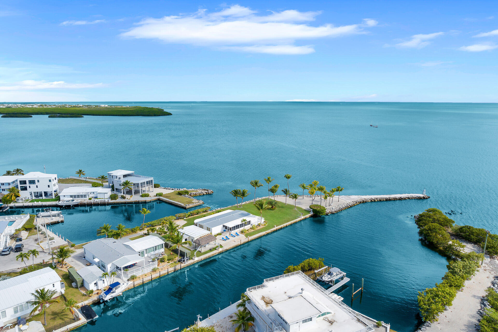 76 Ocean Drive Key Largo, FL 33037 - Photo 54 of 59 211' concrete dock