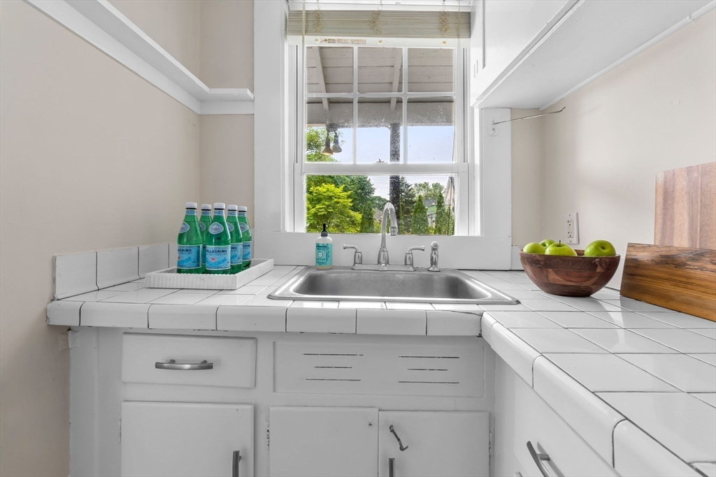 56 Bridge Street, Unit 56 Beverly, MA 01915 - Photo 4 of 15 Gallery Image 4