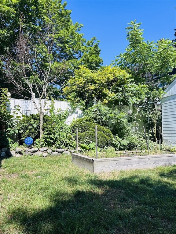 56 Bridge Street, Unit 56 Beverly, MA 01915 - Photo 10 of 15 Gallery Image 10