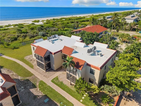 $799,000 | 845 East Gulf Drive, Unit 121, Sanibel, FL 33957