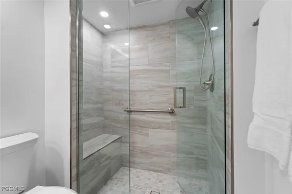 $799,000 | 845 East Gulf Drive, Unit 121, Sanibel, FL 33957