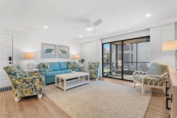 $799,000 | 845 East Gulf Drive, Unit 121, Sanibel, FL 33957