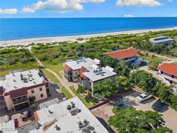 $799,000 | 845 East Gulf Drive, Unit 121, Sanibel, FL 33957