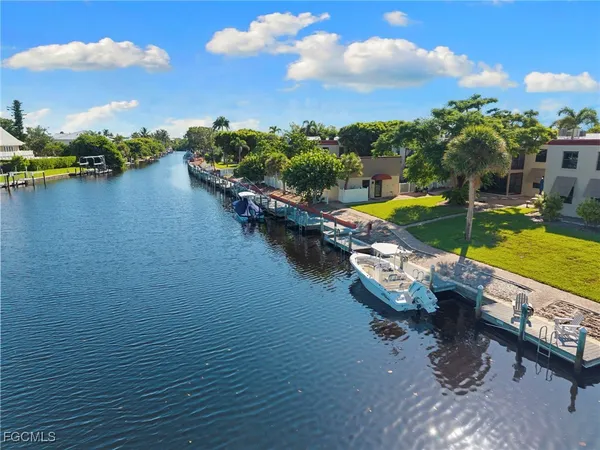 $799,000 | 845 East Gulf Drive, Unit 121, Sanibel, FL 33957