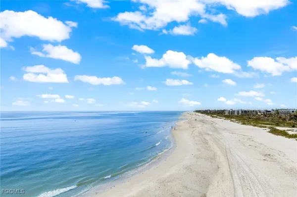 $799,000 | 845 East Gulf Drive, Unit 121, Sanibel, FL 33957