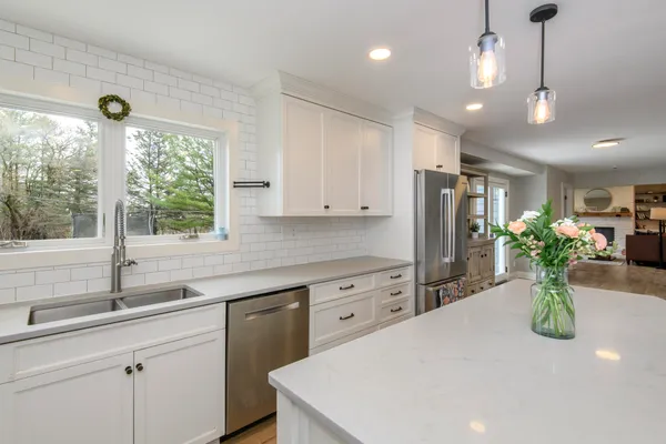 $725,000 | W301S3618 Snowdon Drive, Genesee, WI 53189