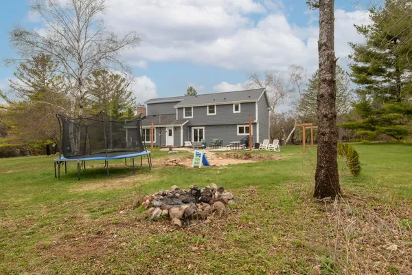 $725,000 | W301S3618 Snowdon Drive, Genesee, WI 53189