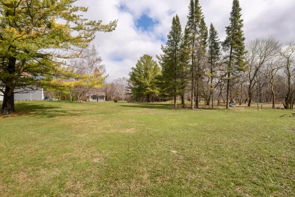 $725,000 | W301S3618 Snowdon Drive, Genesee, WI 53189