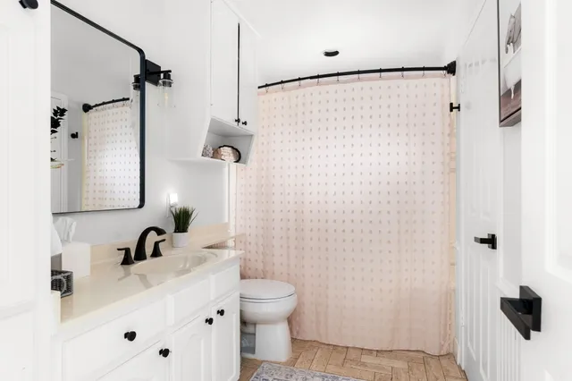 $785,000 | 10218 Braemar Drive, Austin, TX 78747