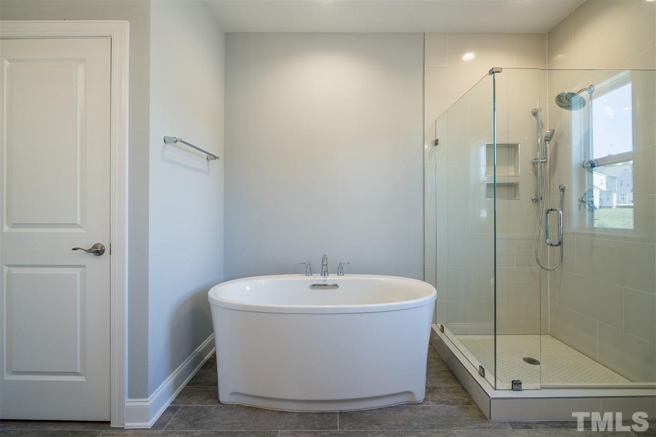 5020 Fanyon Way, Unit 17 Raleigh, NC 27612 - Photo 13 of 25 Gallery Image 13