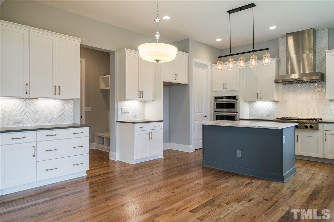 5020 Fanyon Way, Unit 17 Raleigh, NC 27612 - Photo 4 of 25 Gallery Image 4