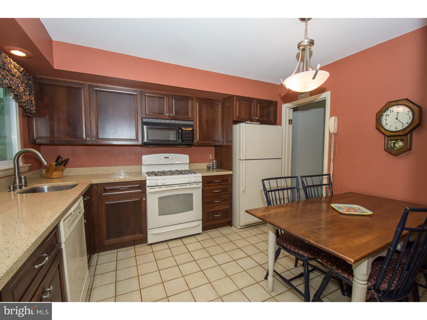 210 James Road Broomall, PA 19008 - Photo 11 of 25 Kitchen