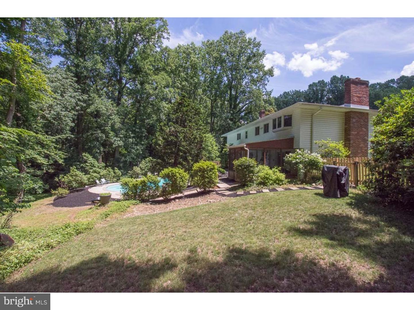 210 James Road Broomall, PA 19008 - Photo 13 of 25 Exterior Side